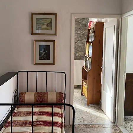 Casa Nel Borgo - A Rigadea * Groppo (La Spezia)